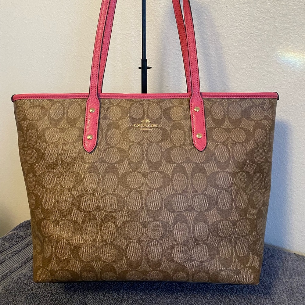 Coach F58292 Signature City Zip Tote Bag for Women - Leather, khaki signature ca